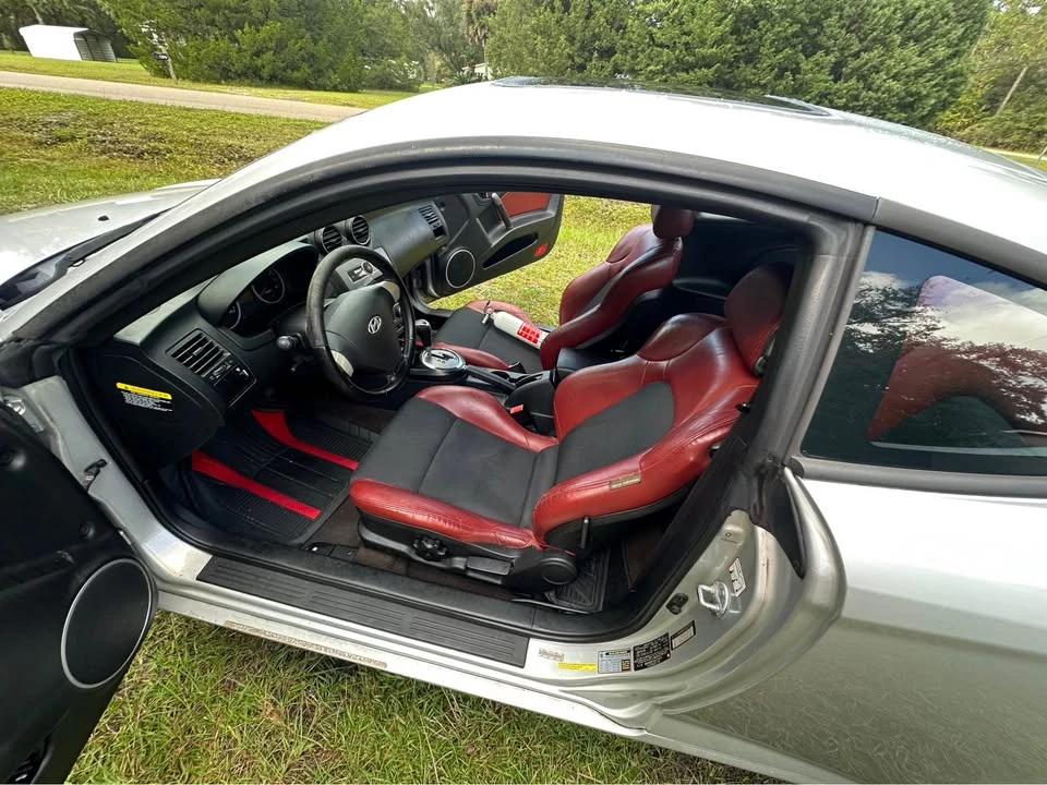 2008 Hyundai Tiburon - Image 13 of 20