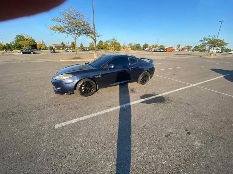 2008 Hyundai Tiburon - Image 2 of 6