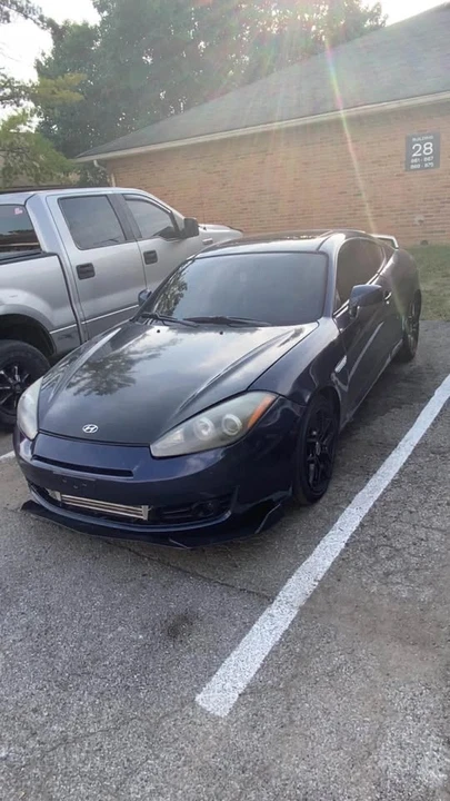 2008 Hyundai Tiburon - Image 3 of 6