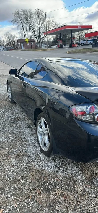 2008 Hyundai Tiburon - Image 2 of 4