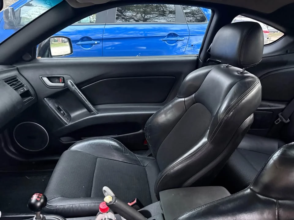 2008 Hyundai Tiburon - Image 6 of 7