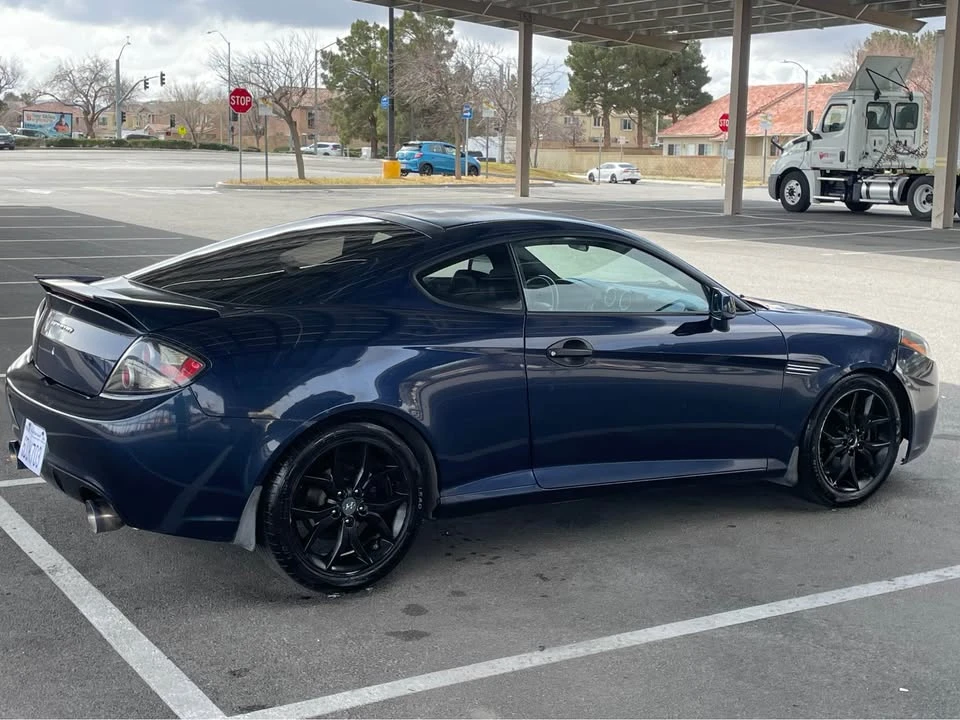 2008 Hyundai Tiburon - Image 12 of 20