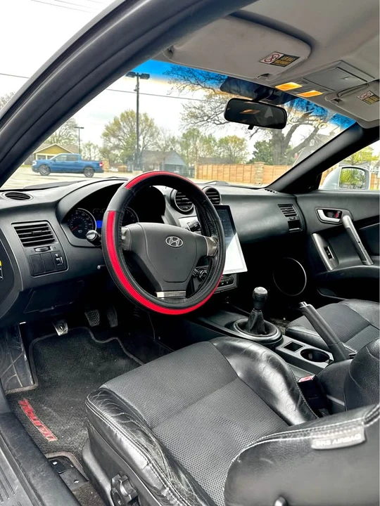 2008 Hyundai Tiburon - Image 5 of 9