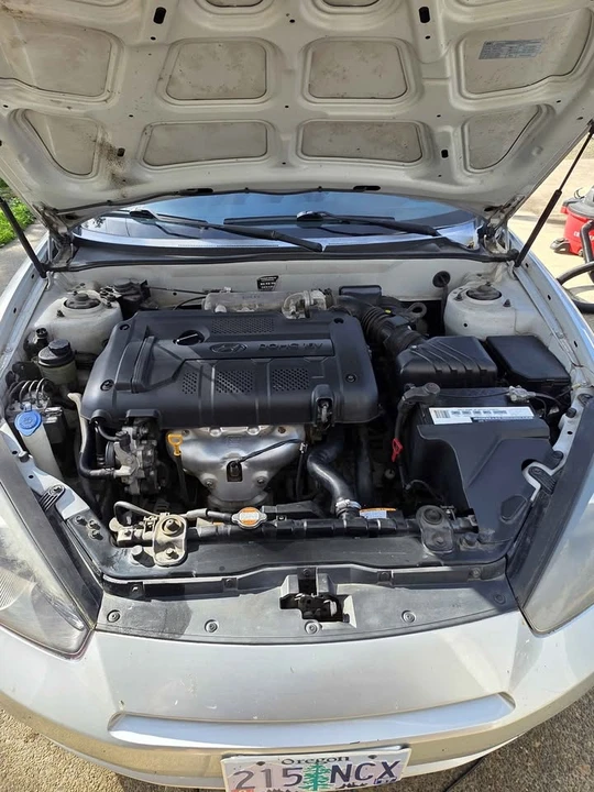 2008 Hyundai Tiburon - Image 4 of 7
