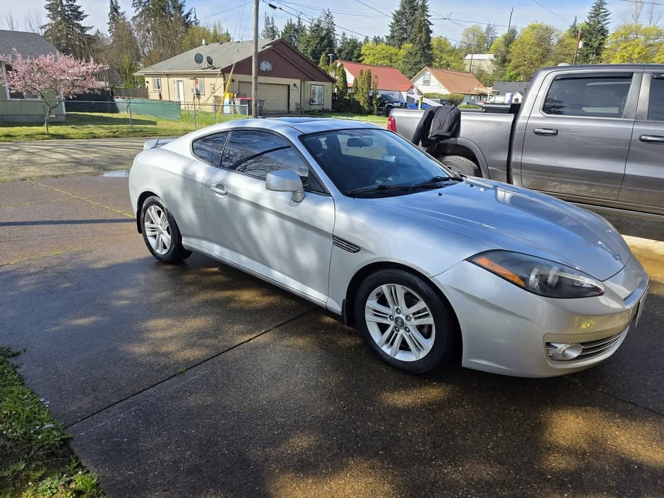 2008 Hyundai Tiburon - Image 2 of 7