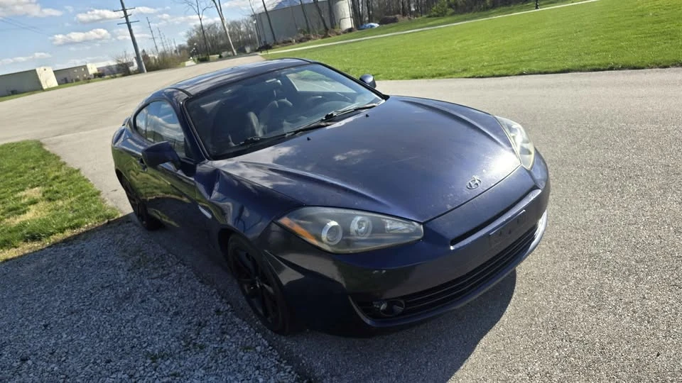 2008 Hyundai Tiburon - Image 2 of 14