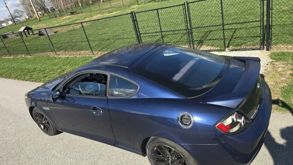 2008 Hyundai Tiburon - Image 5 of 14