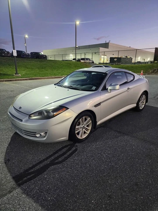 2008 Hyundai Tiburon - Image 4 of 20