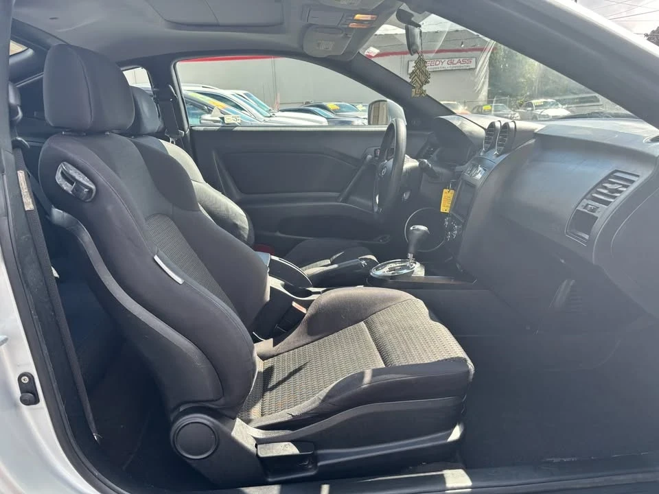 2008 Hyundai Tiburon - Image 9 of 14