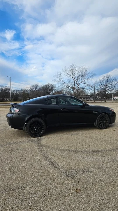 2008 Hyundai Tiburon - Image 3 of 10