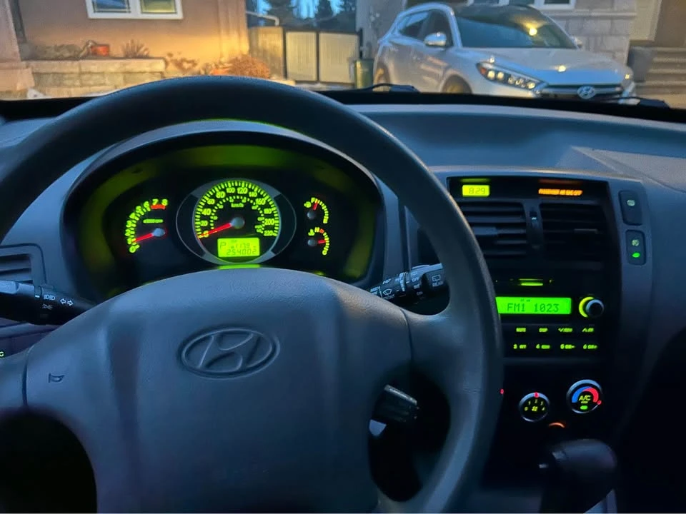 2008 Hyundai Tucson - Image 9 of 10
