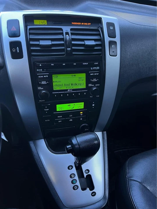 2008 Hyundai Tucson - Image 16 of 19