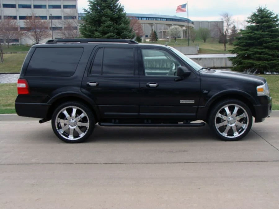 2008 Imperial - Image 2 of 12