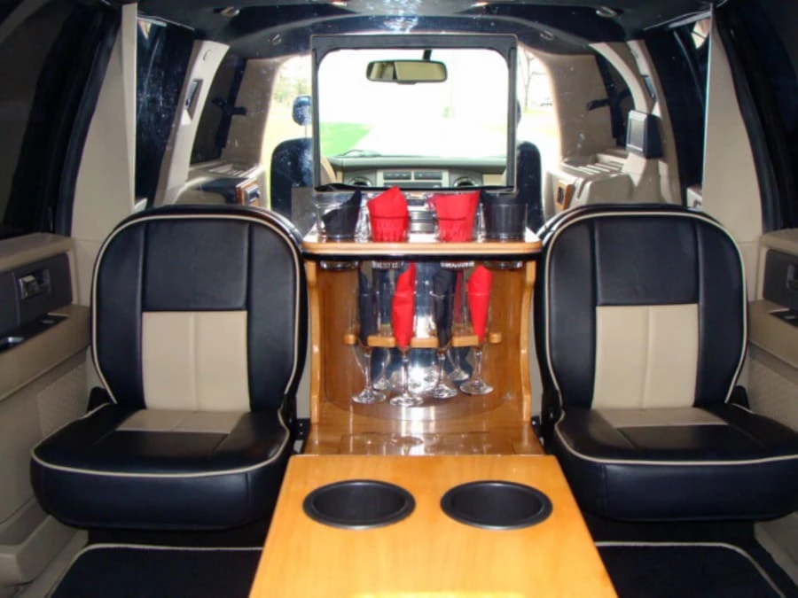 2008 Imperial - Image 5 of 12