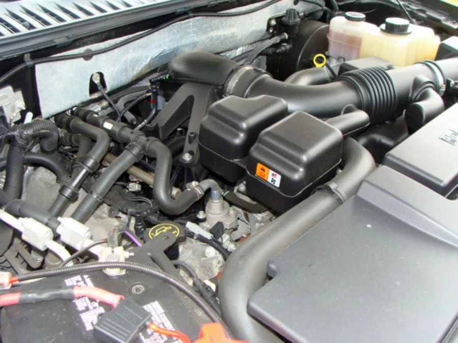 2008 Imperial - Image 9 of 12