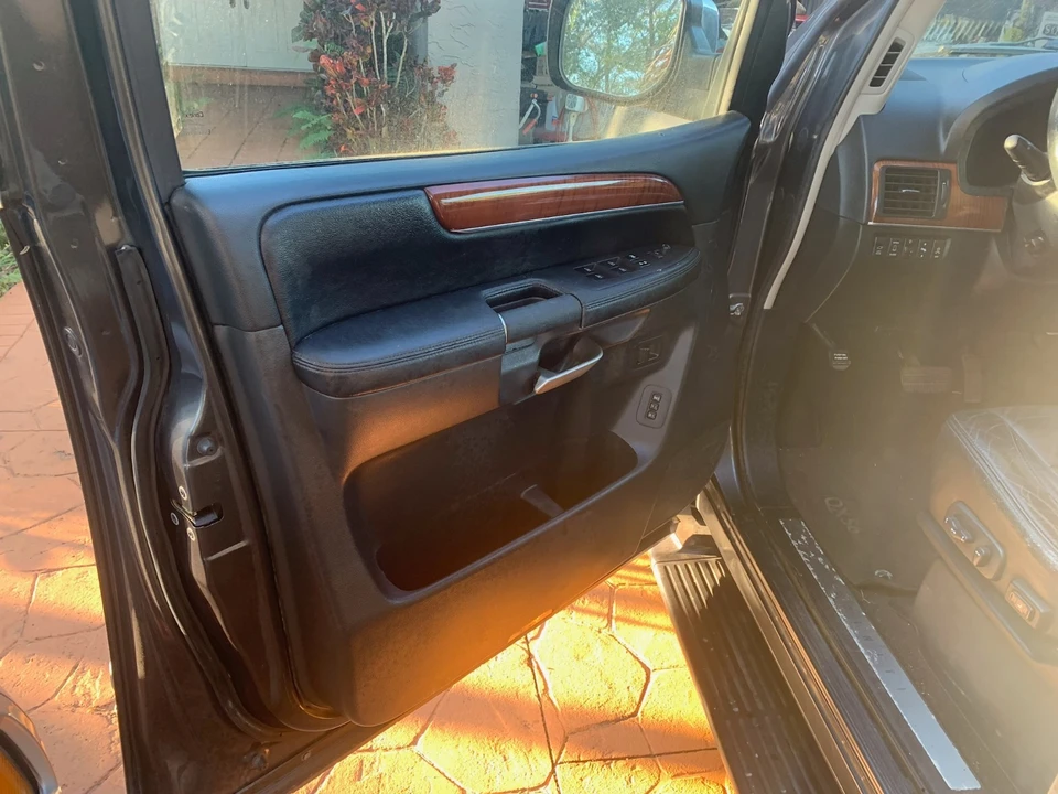 2008 Infiniti QX80 - Image 16 of 19