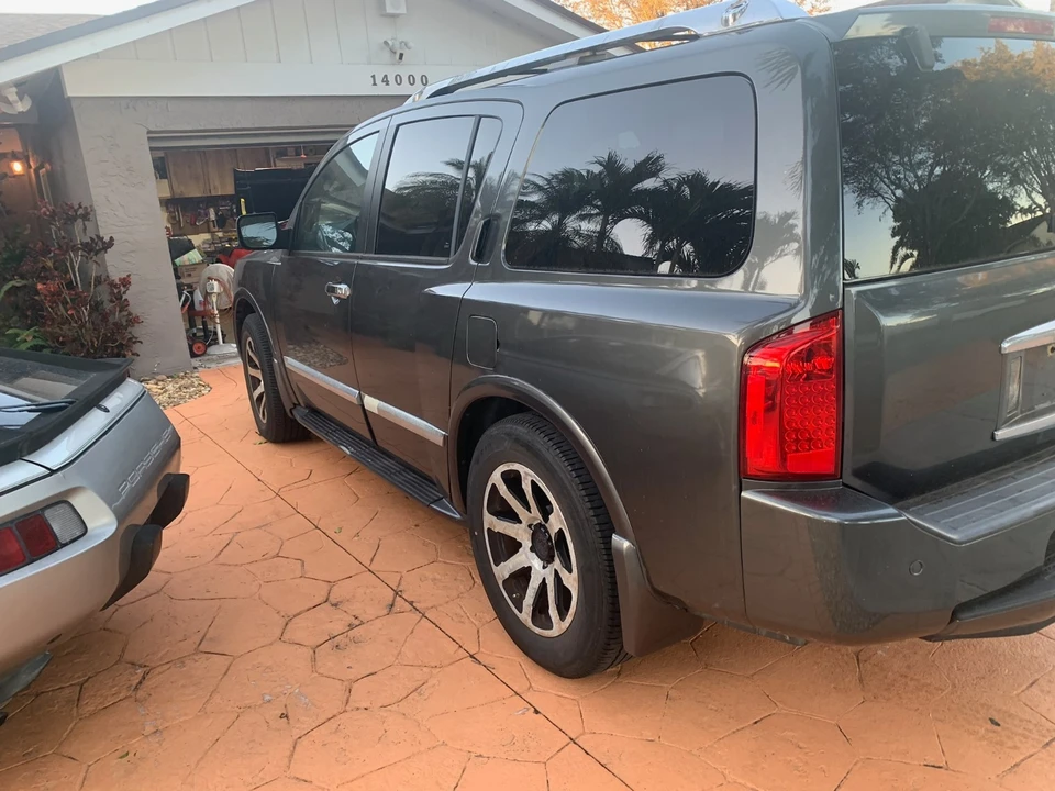 2008 Infiniti QX80 - Image 4 of 19