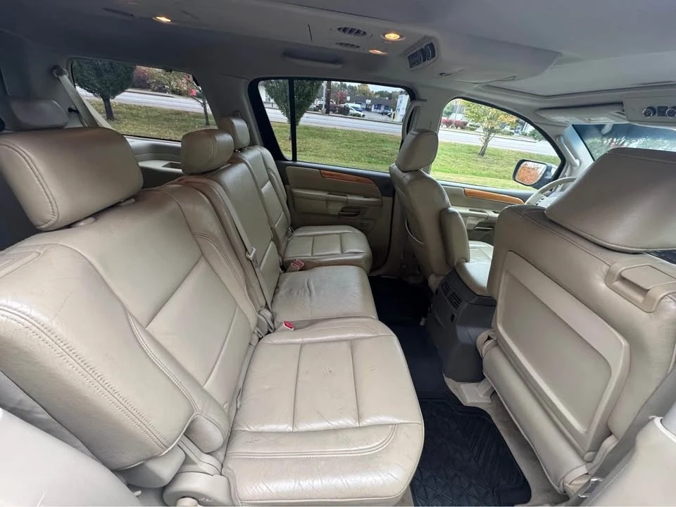 2008 Infiniti QX80 - Image 5 of 10