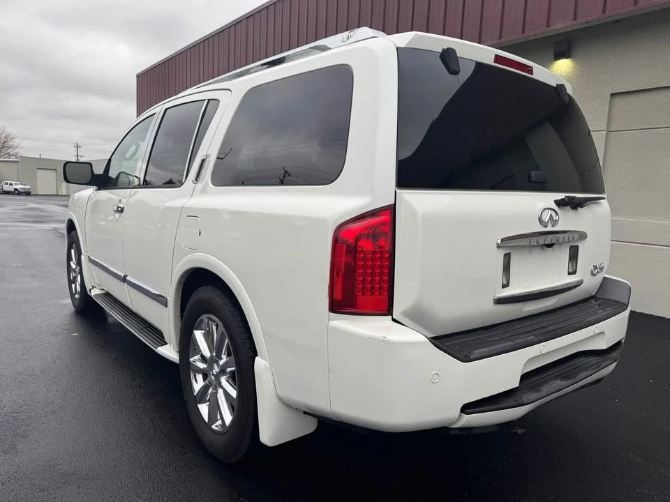 2008 Infiniti QX80 - Image 10 of 10
