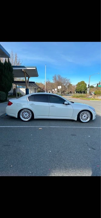 2008 Infiniti G35 4th Gen - Image 2 of 3