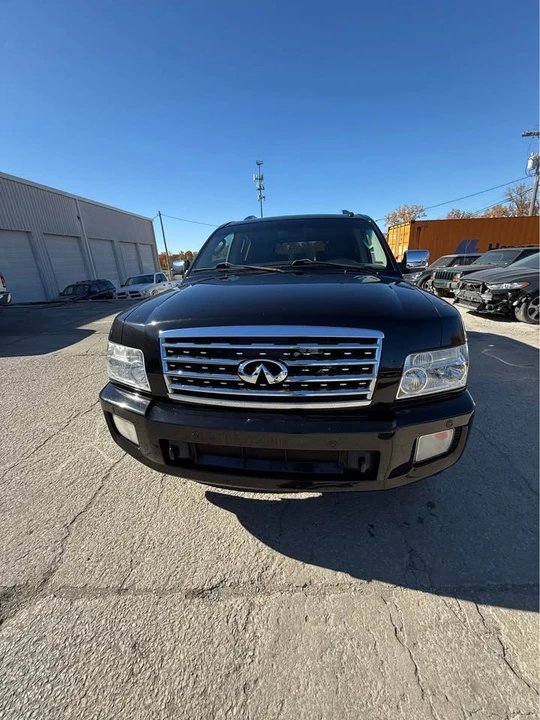 2008 Infiniti QX80 - Image 3 of 12