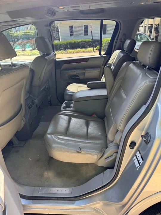 2008 Infiniti QX80 - Image 17 of 20