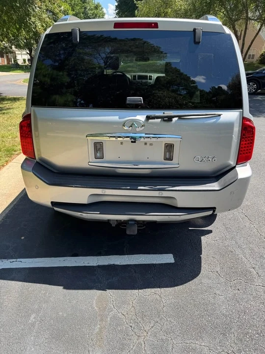 2008 Infiniti QX80 - Image 6 of 20