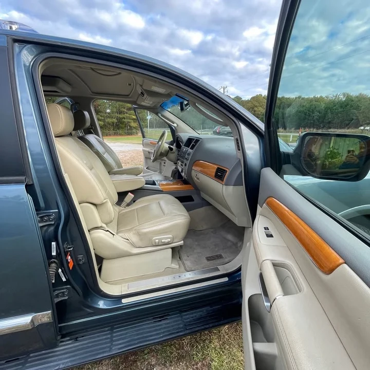 2008 Infiniti QX80 - Image 14 of 19