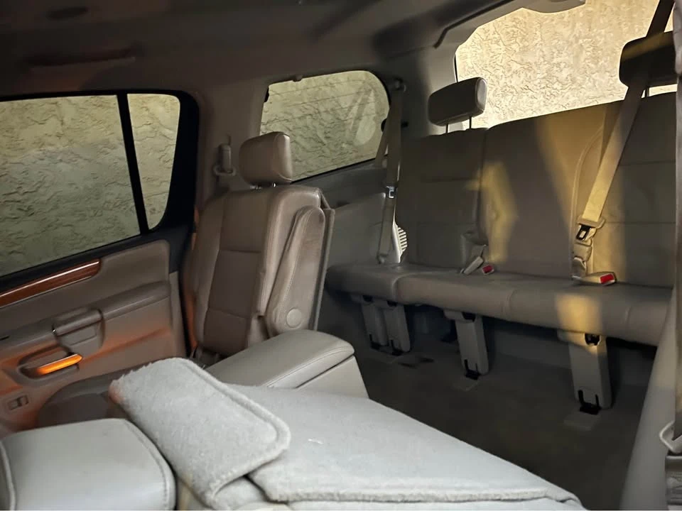 2008 Infiniti QX80 - Image 5 of 10