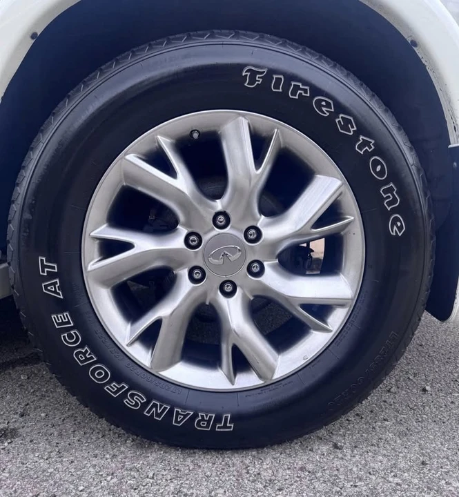 2008 Infiniti QX80 - Image 8 of 10