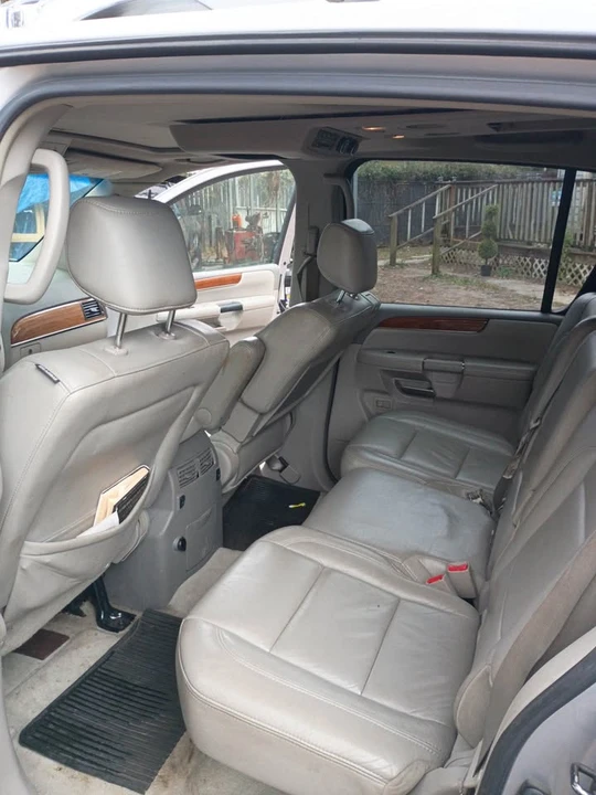 2008 Infiniti QX80 - Image 9 of 12