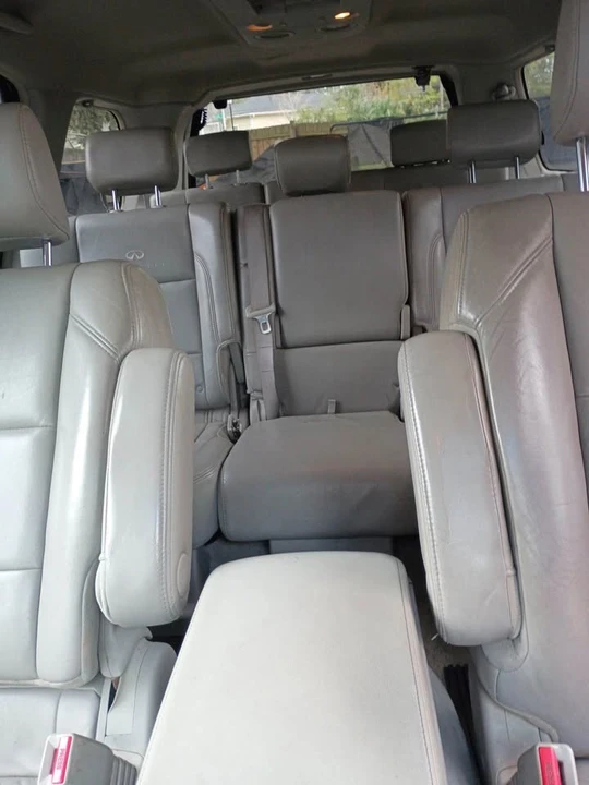 2008 Infiniti QX80 - Image 10 of 12