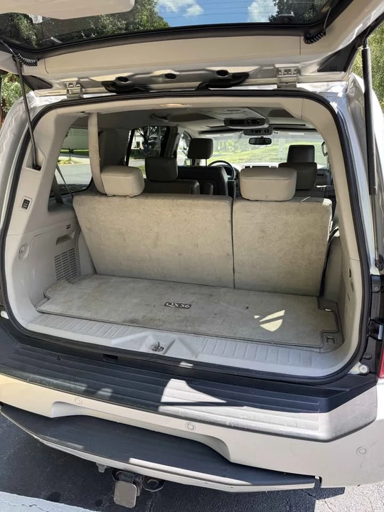 2008 Infiniti QX80 - Image 10 of 16