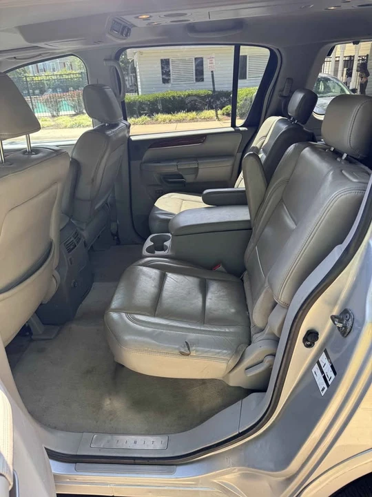 2008 Infiniti QX80 - Image 9 of 16