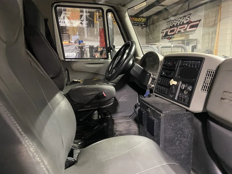 2008 International 4300 - Image 5 of 9