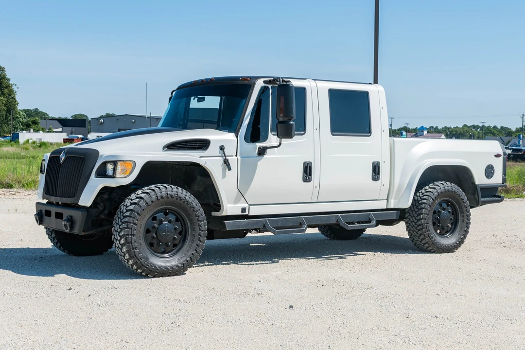 2008 International Harvester XT - Image 2 of 31