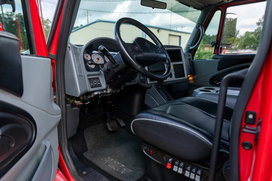 2008 International Harvester XT - Image 21 of 31