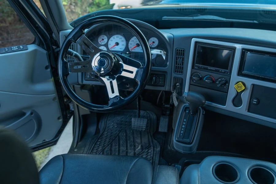 2008 International Harvester XT - Image 13 of 15
