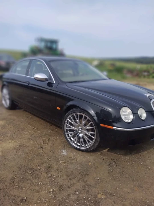2008 Jaguar S-Type 2nd Gen - Image 2 of 5