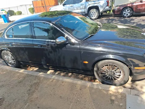 2008 Jaguar S-Type 2nd Gen - Image 3 of 11