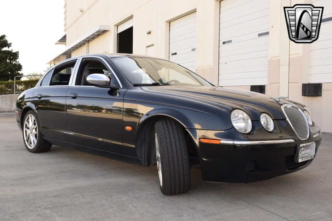2008 Jaguar S-Type 2nd Gen - Image 8 of 12