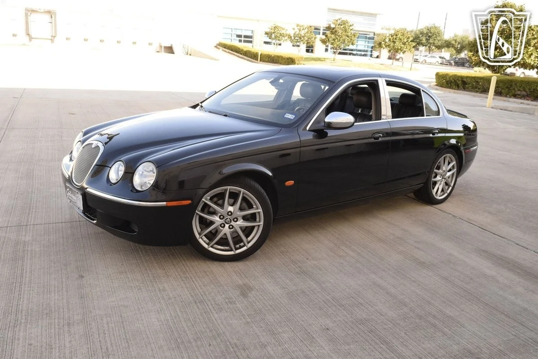 2008 Jaguar S-Type 2nd Gen - Image 3 of 12