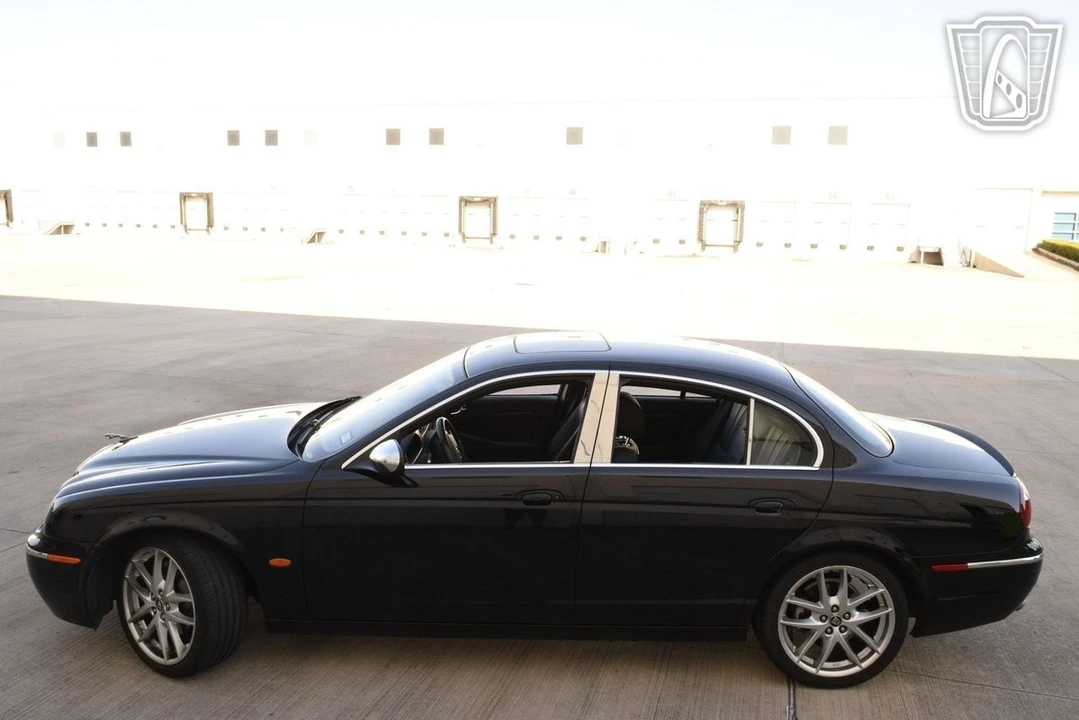 2008 Jaguar S-Type 2nd Gen - Image 4 of 12