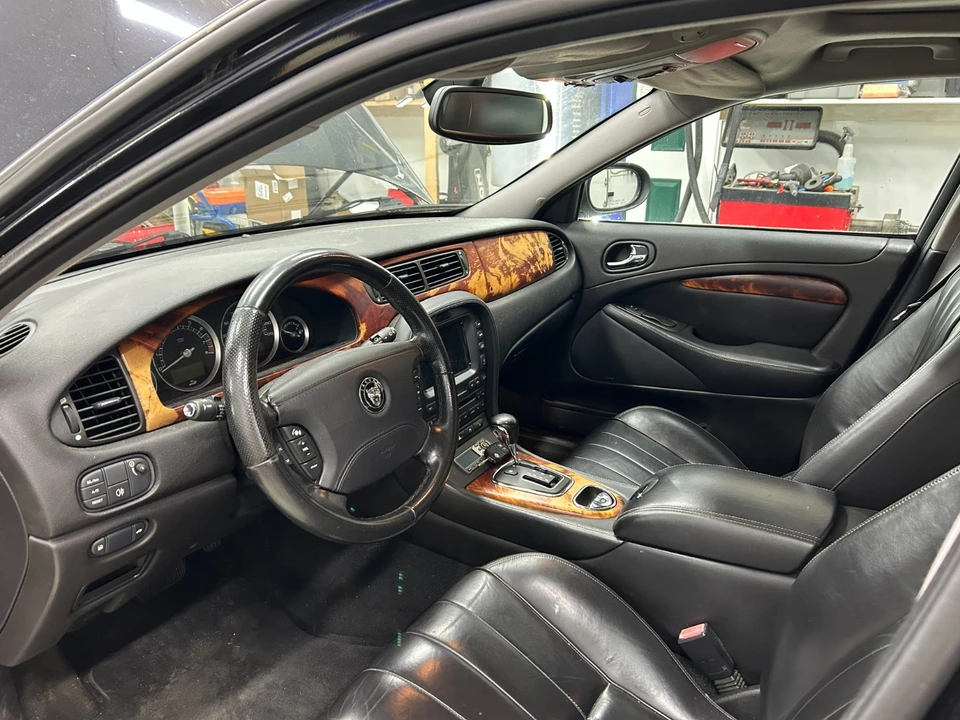 2008 Jaguar S-Type 2nd Gen - Image 5 of 21