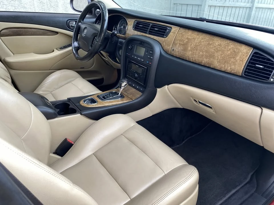 2008 Jaguar S-Type 2nd Gen - Image 8 of 16