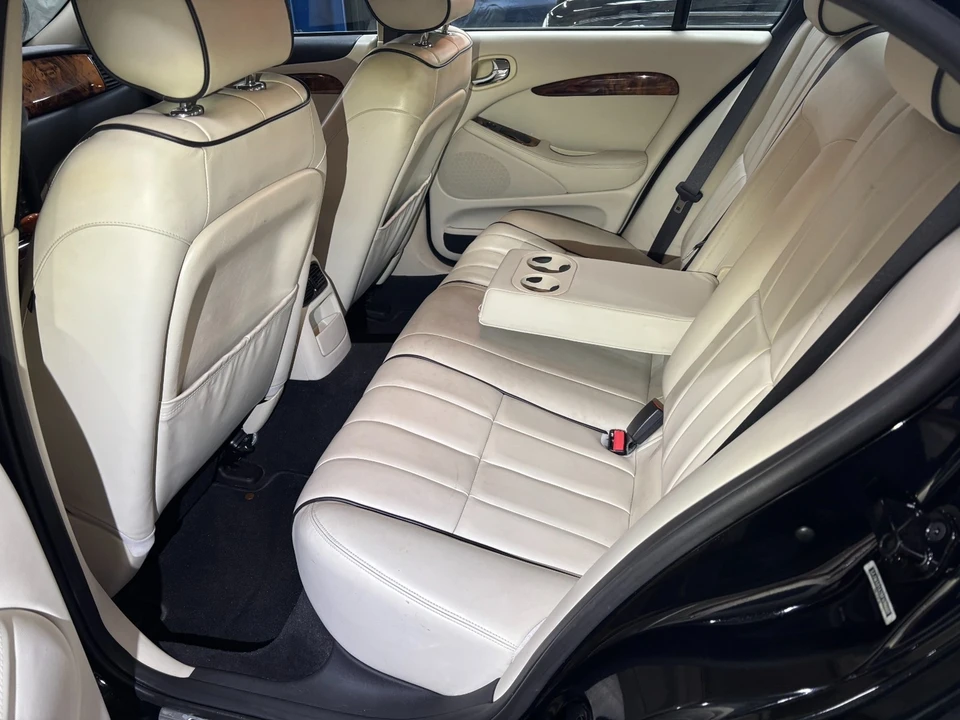 2008 Jaguar S-Type 2nd Gen - Image 14 of 20