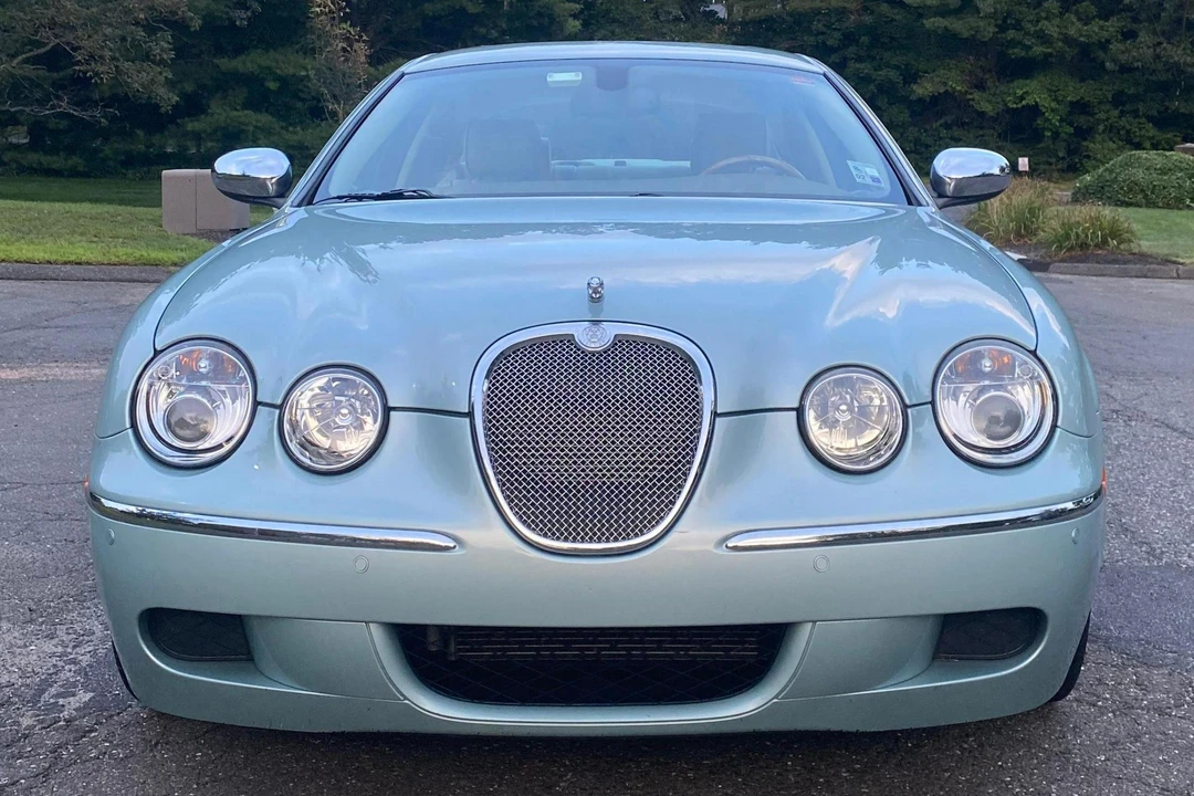 2008 Jaguar S-Type 2nd Gen - Image 2 of 31