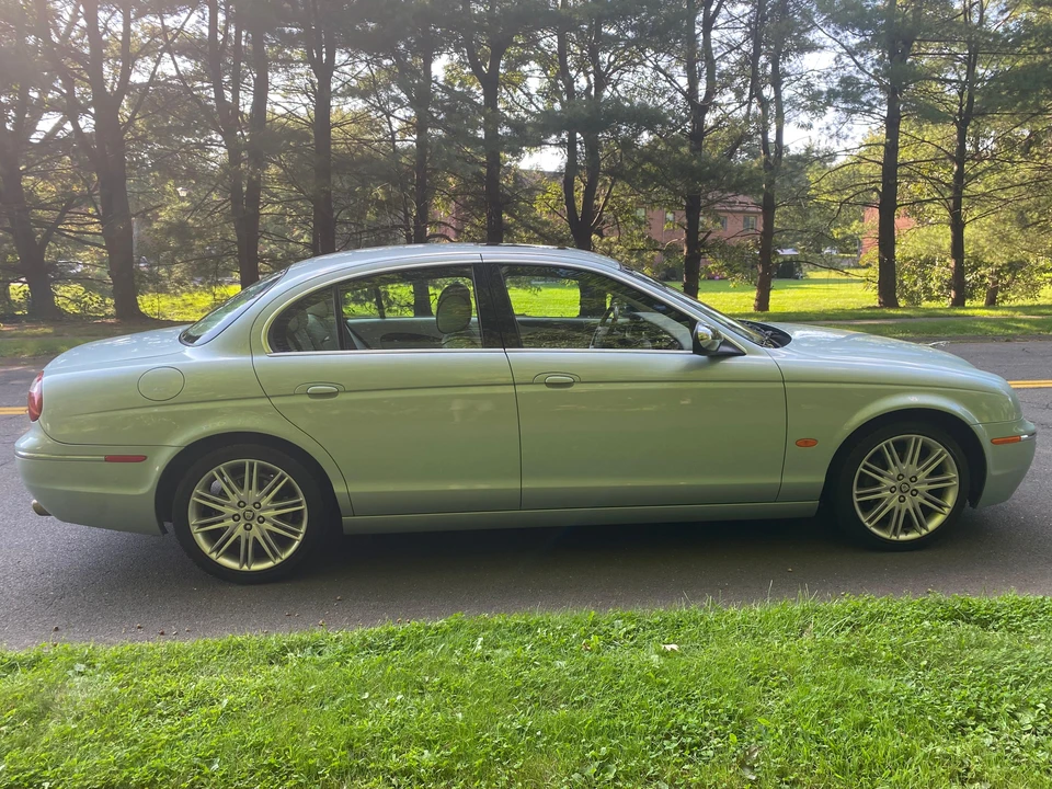 2008 Jaguar S-Type 2nd Gen - Image 21 of 31