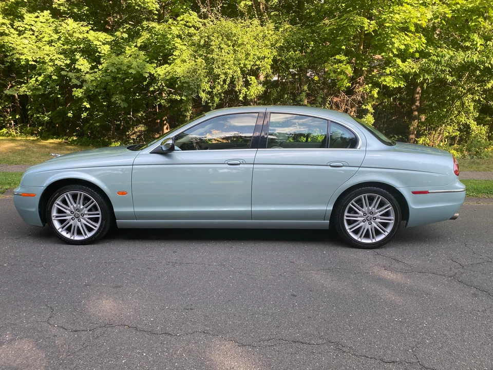 2008 Jaguar S-Type 2nd Gen - Image 15 of 31