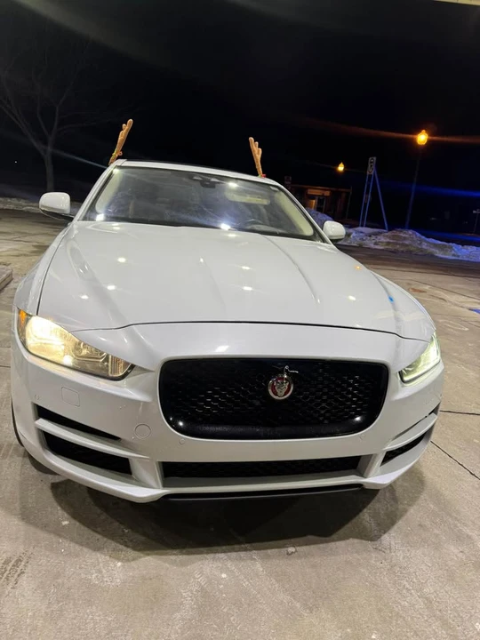 2008 Jaguar XE - Image 3 of 12